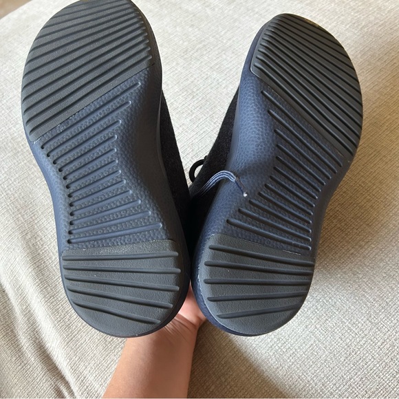 Allbirds Women's Wool Runner-up Mizzles Navy size 10 - Picture 8 of 8